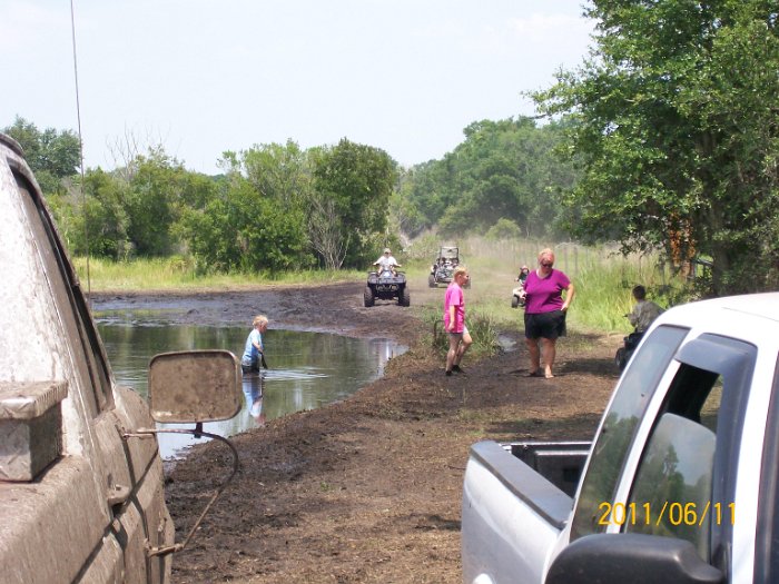 2011-Jun-11_HGR4X4_JessesBD_P1 065